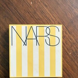 NARS - hot escape cherk palette II